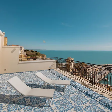 Domus Maris Relais Boutique Hotel 3*