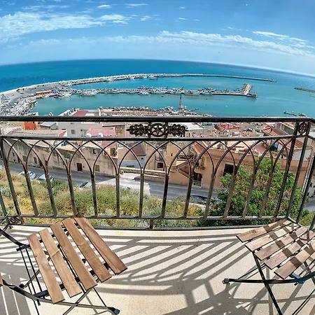 Domus Maris Relais Boutique Hotel 3*